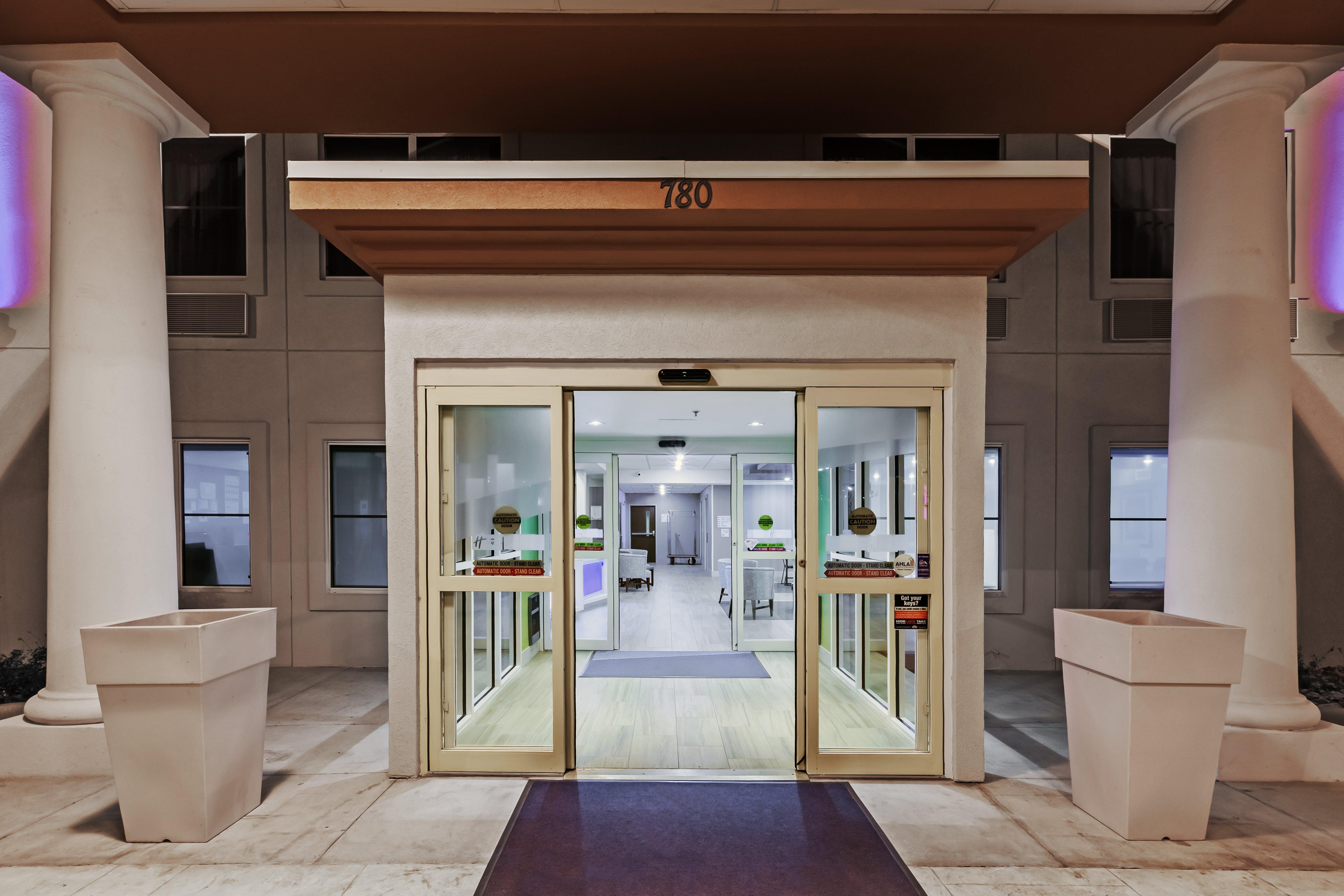 Holiday Inn Express Hotel & Suites Dallas Lewisville By Ihg Экстерьер фото