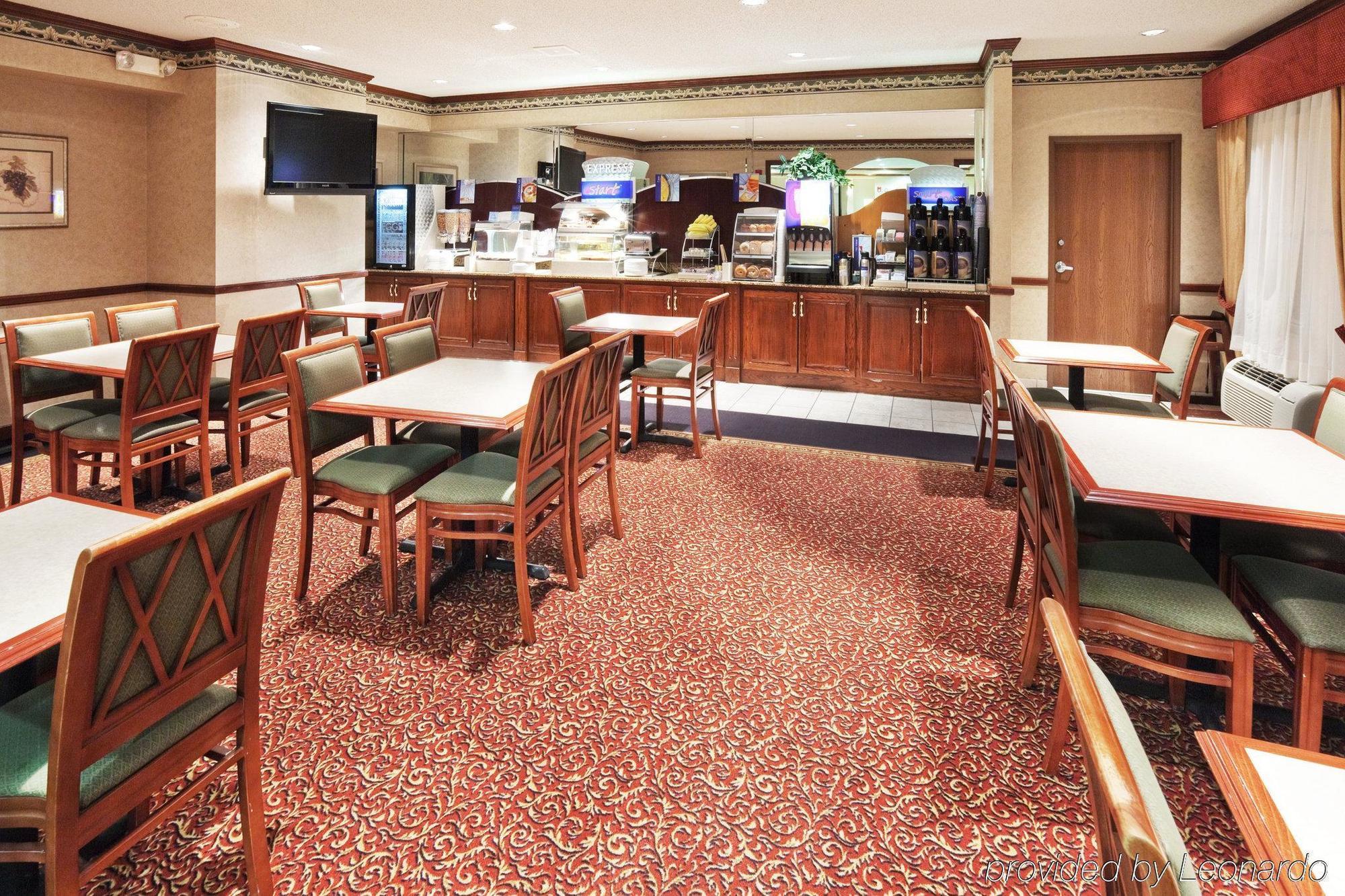 Holiday Inn Express Hotel & Suites Dallas Lewisville By Ihg Ресторан фото